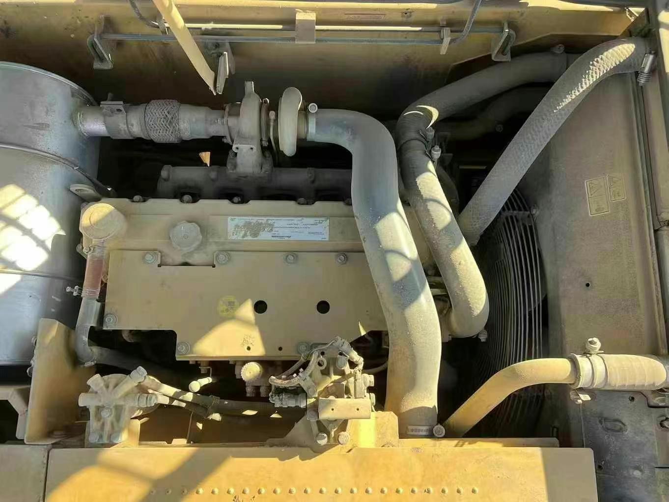 Buy Caterpillar 320D Used Excavator / 9 Used Caterpillar 320D Excavator 2016 Model / 9