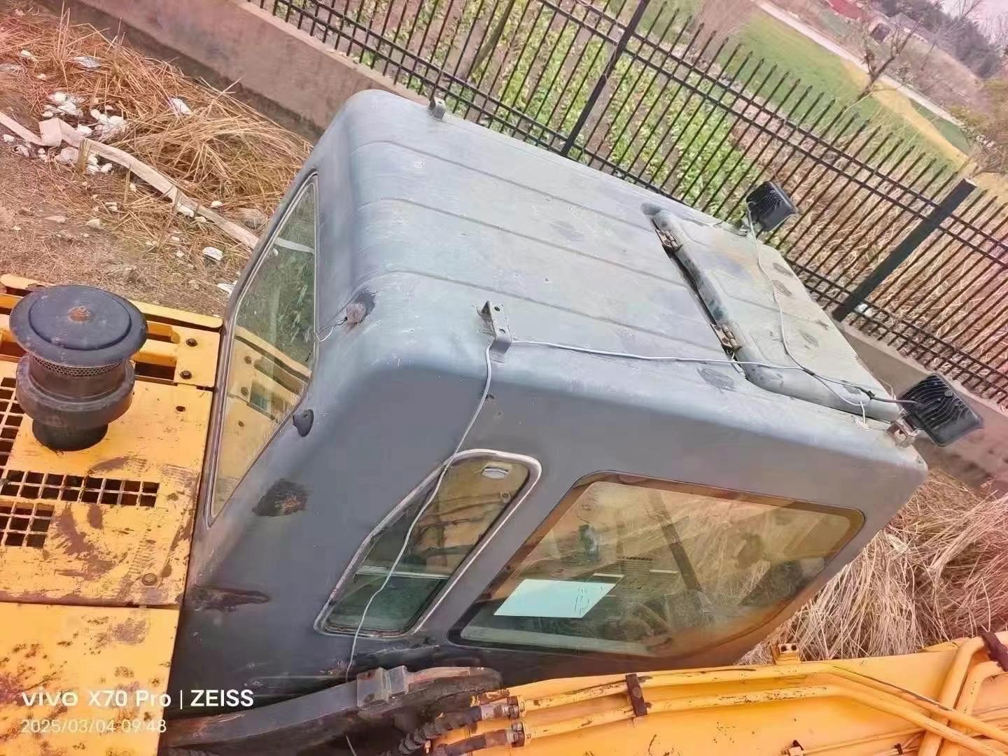 Buy Hyundai R215-7 Used Excavator / 2 Used Hyundai R215-7 Excavator 2010 Model / 2