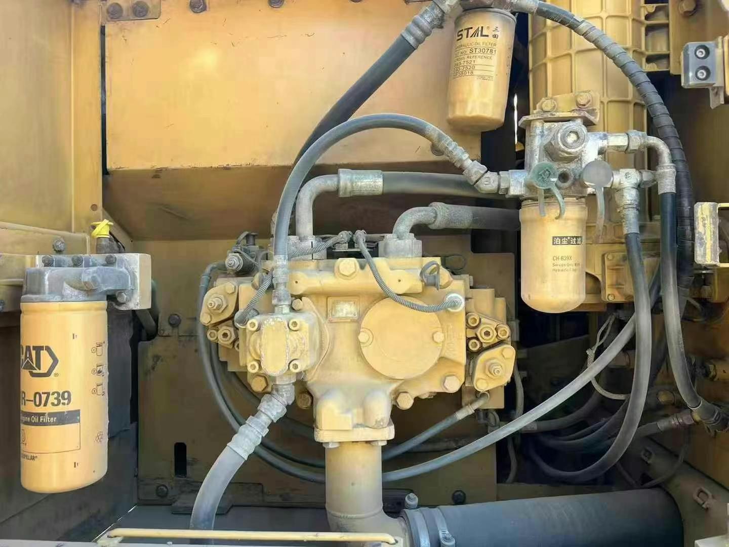 Buy Caterpillar 320D Used Excavator / 7 Used Caterpillar 320D Excavator 2016 Model / 7