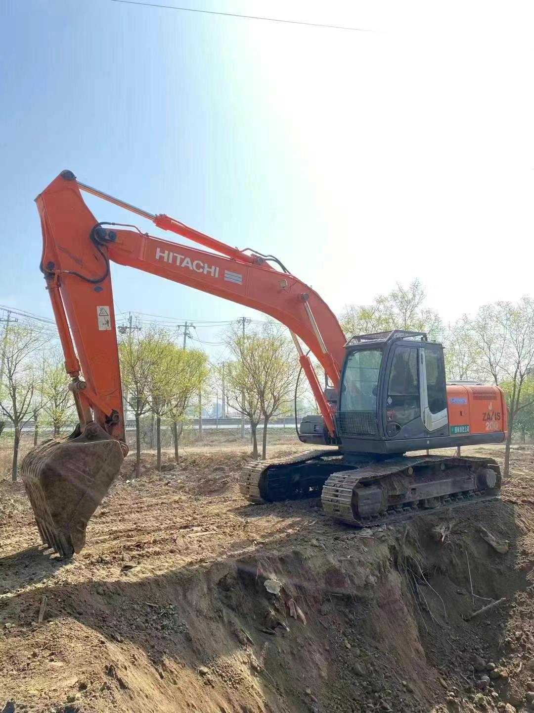 Buy Hitachi ZAXIS200 Used Excavator / 8 Used Hitachi ZAXIS200 Excavator 2016 Model / 8