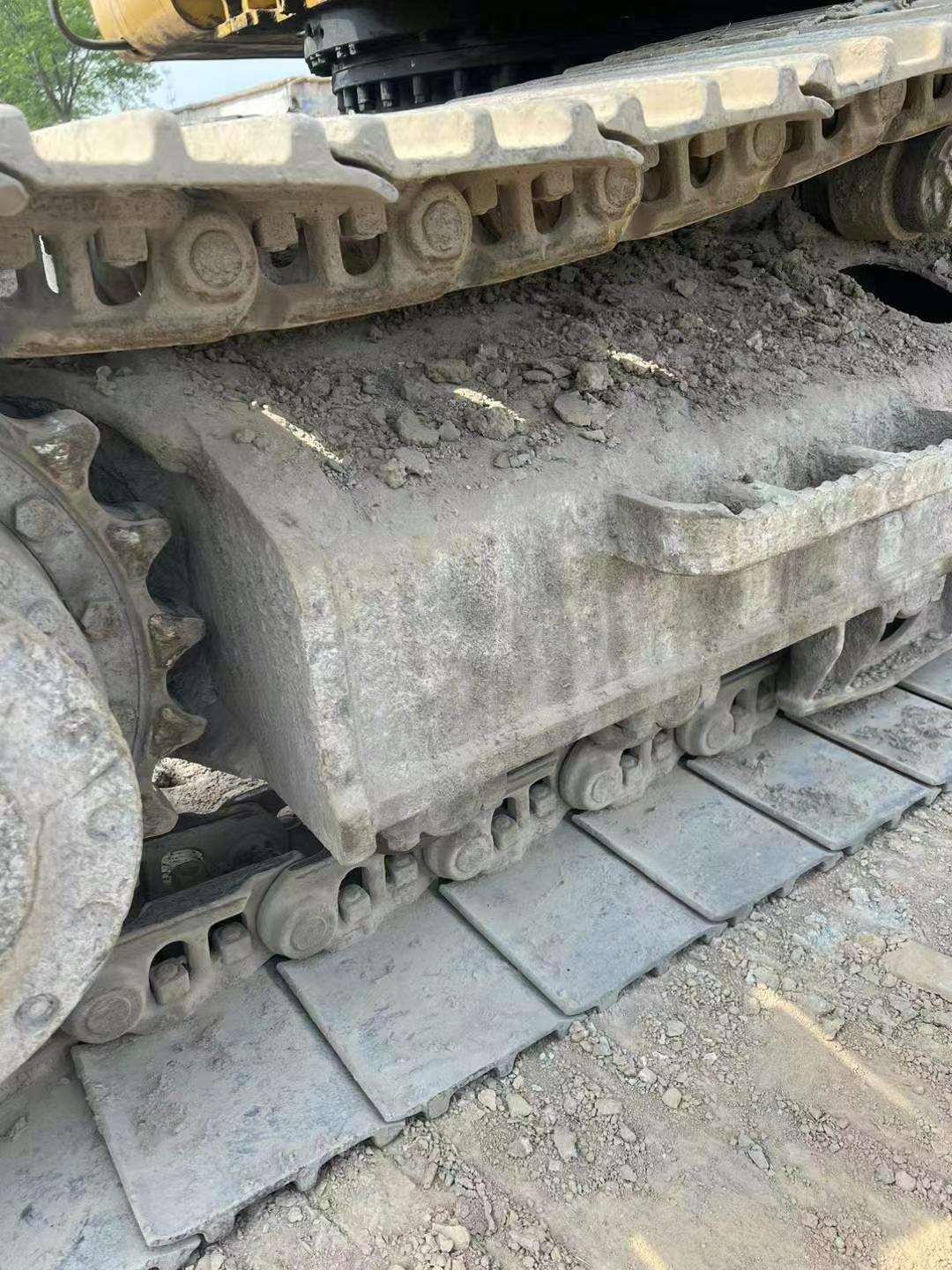 Buy Caterpillar 323D2L Used Excavator / 4 Used Caterpillar 323D2L Excavator 2017 Model / 4