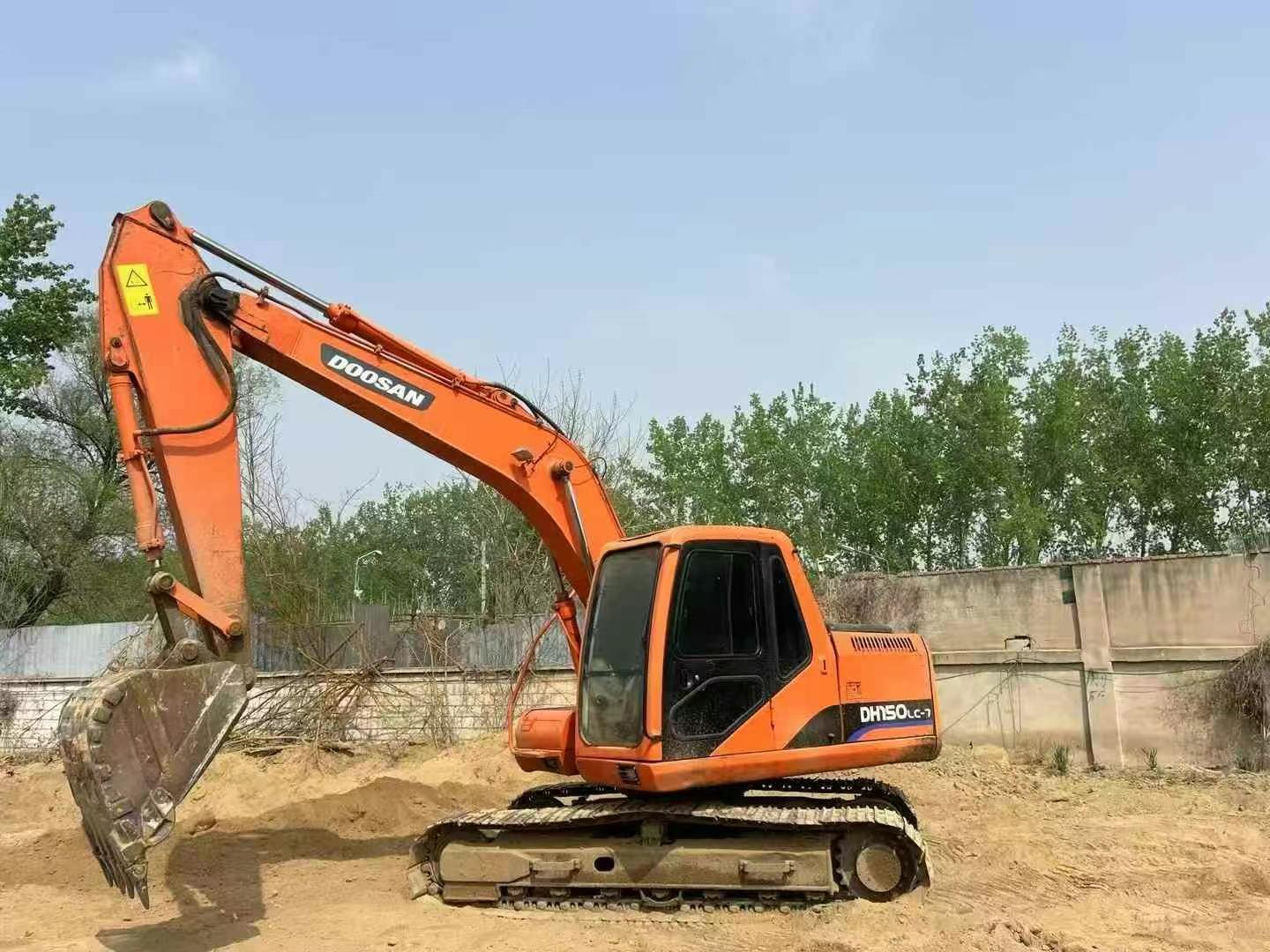 Buy Doosan DX15 Used Excavator / 3 Used Doosan DX15 Excavator 2016 Model / 3