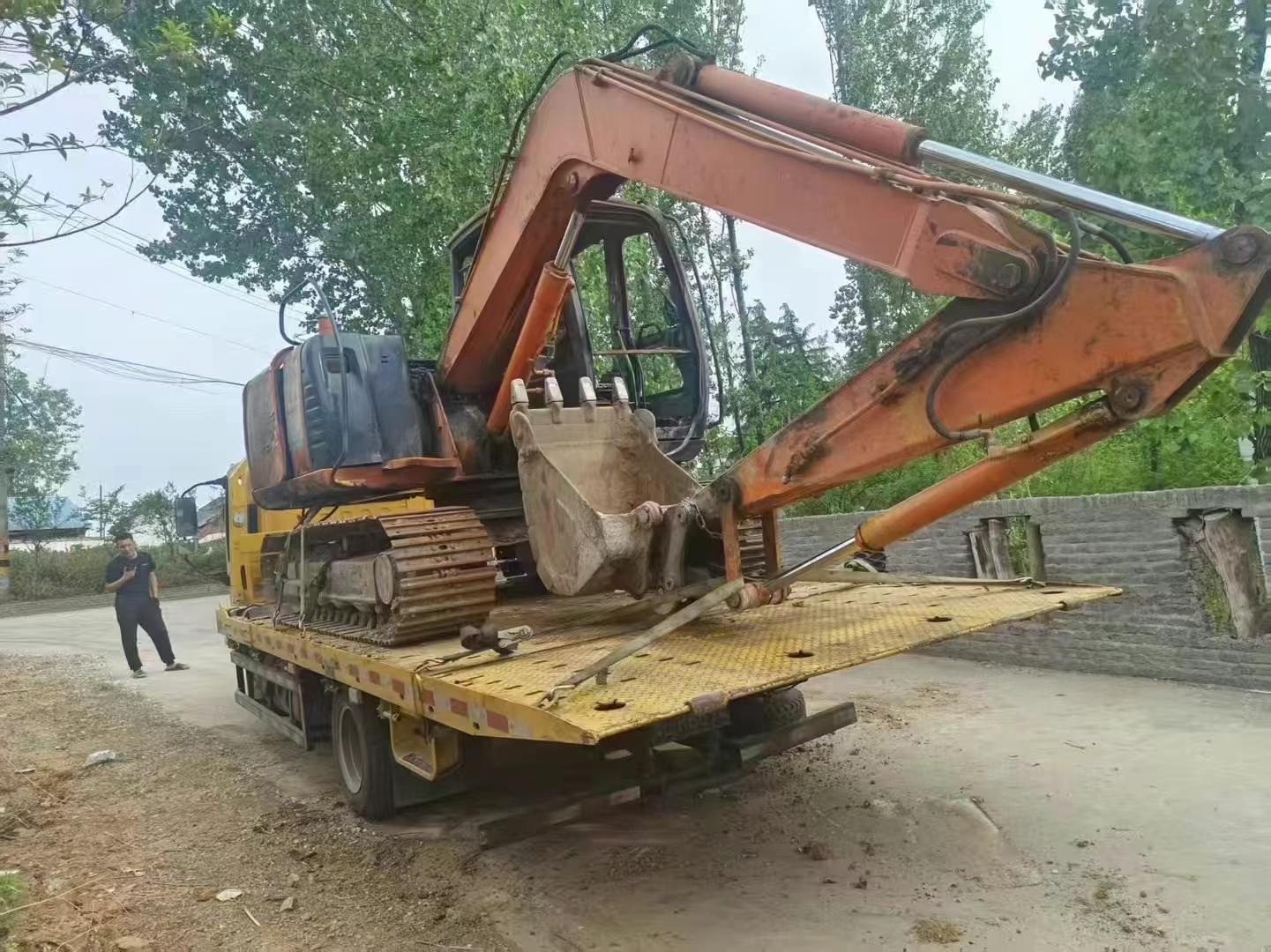 Buy Hitachi ZX70 Used Excavator / 3 Used Hitachi ZX70 Excavator 2016 Model / 3