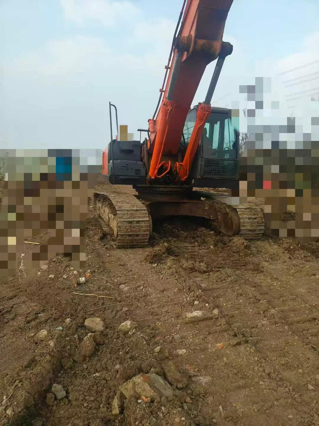 Buy Hitachi ZX60 Used Excavator / 3 Used Hitachi ZX60 Excavator 2016 Model / 3