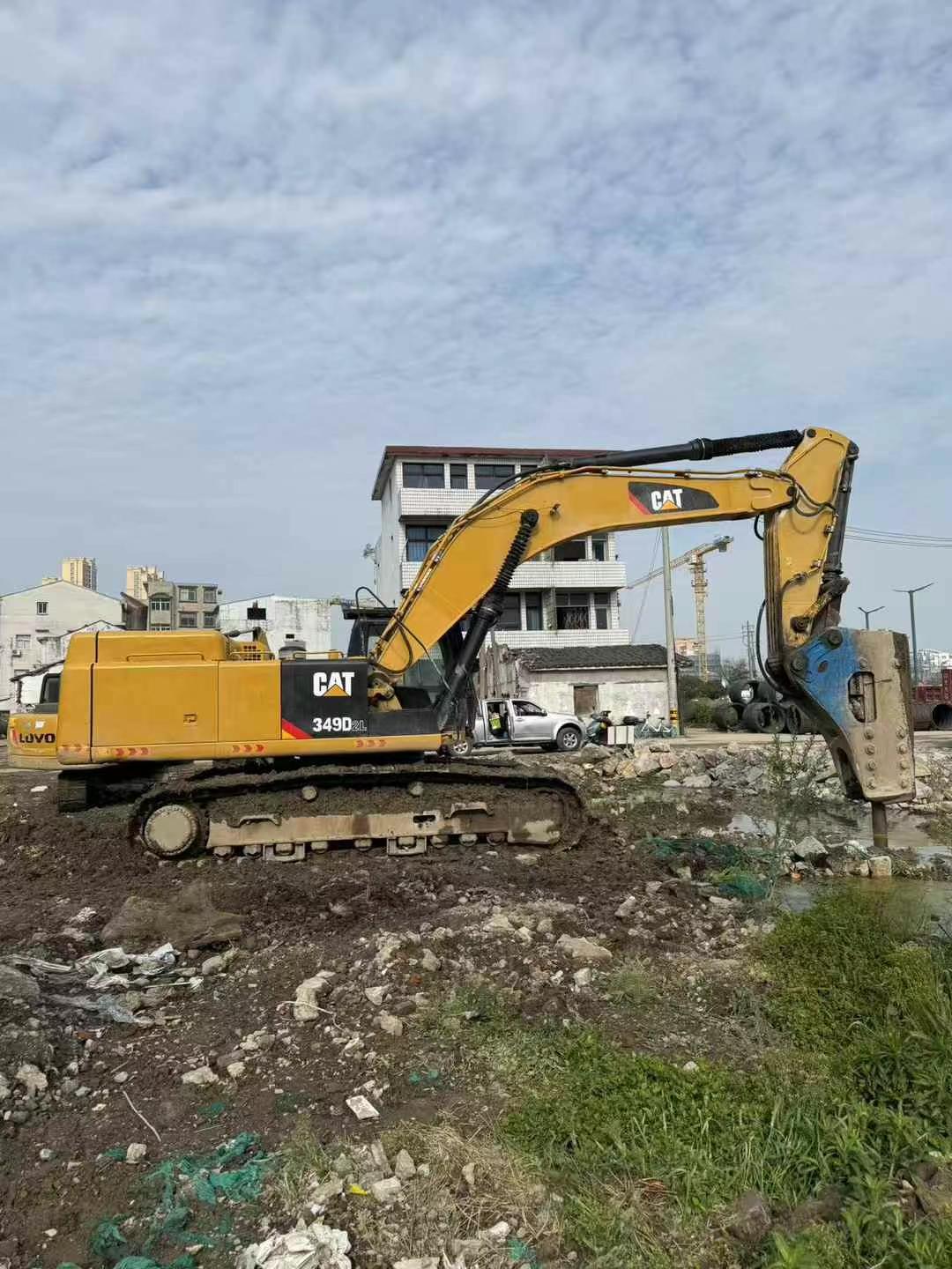 Buy Caterpillar 349FL Used Excavator / 1