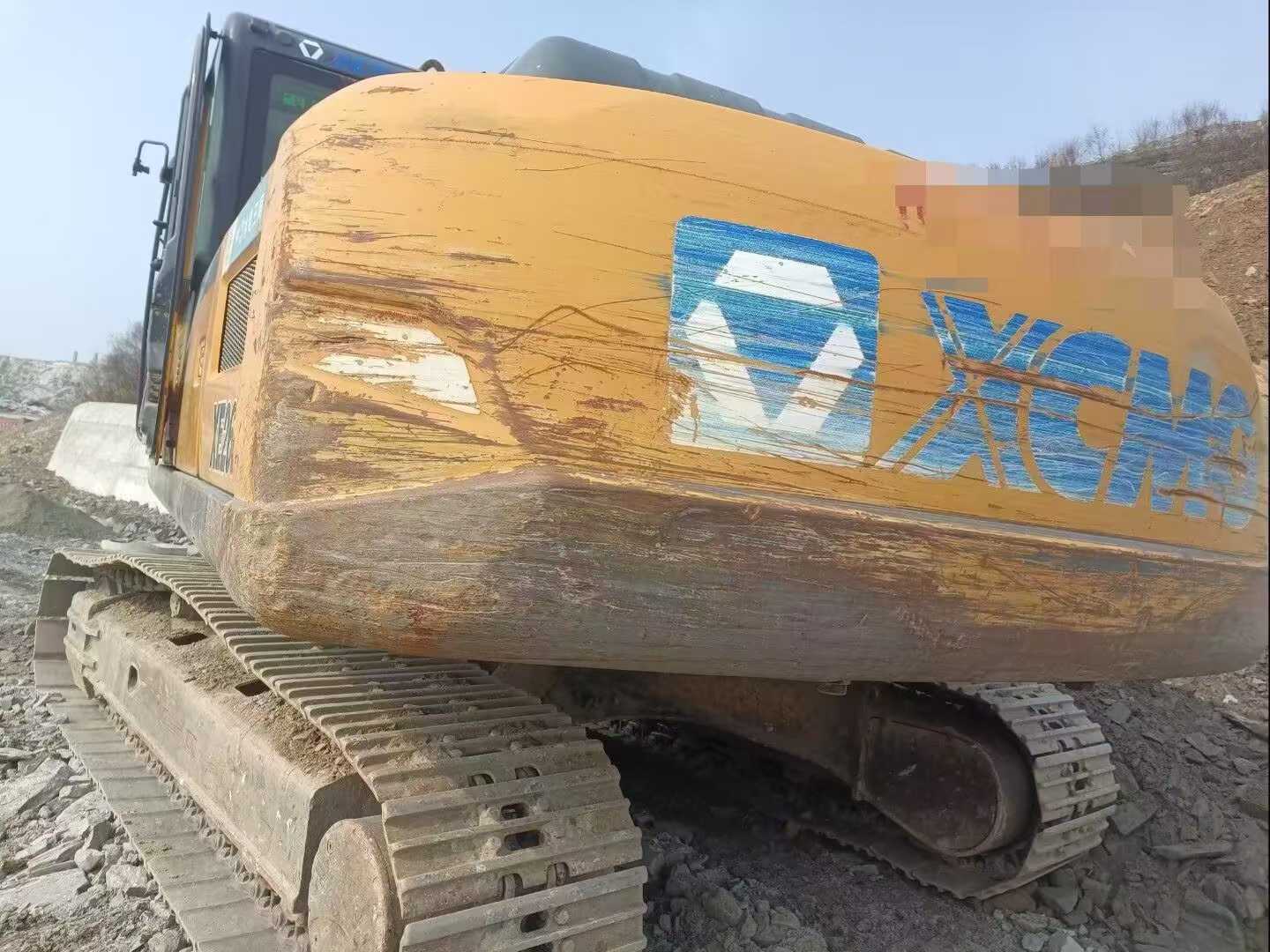 Buy XCMG XE215 Used Excavator / 1
