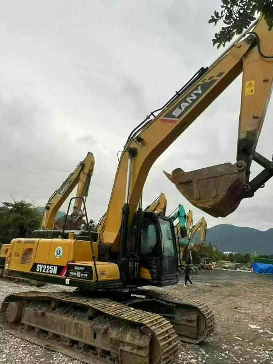 Buy Sany SY205H Used Excavator / 1
