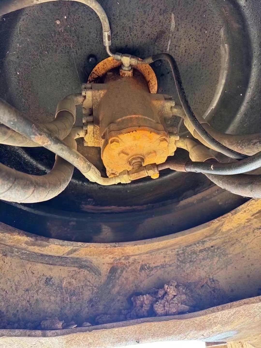 Buy Hyundai R215-7C Used Excavator / 7 Used Hyundai R215-7C Excavator 2012 Model / 7