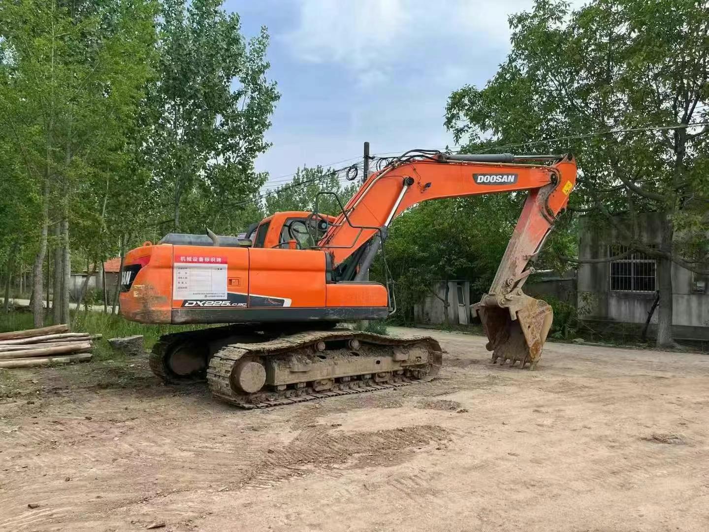 Buy Doosan DX215-9C Used Excavator / 4 Used Doosan DX215-9C Excavator 2018 Model / 4
