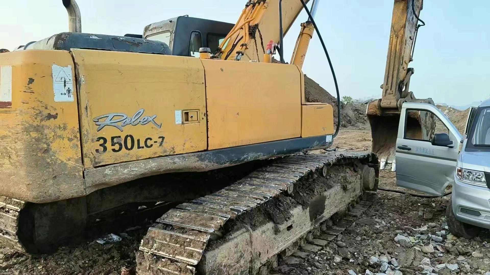 Buy Hyundai R305LC-7 Used Excavator / 9 Used Hyundai R305LC-7 Excavator 2012 Model / 9