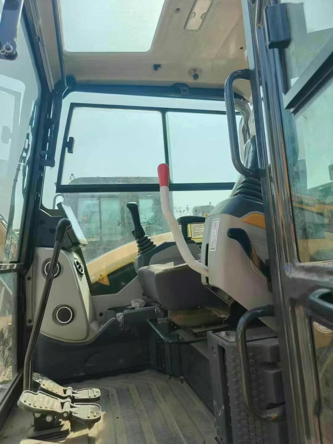 Buy XCMG XE60 Used Excavator / 4 Used XCMG XE60 Excavator 2016 Model / 4