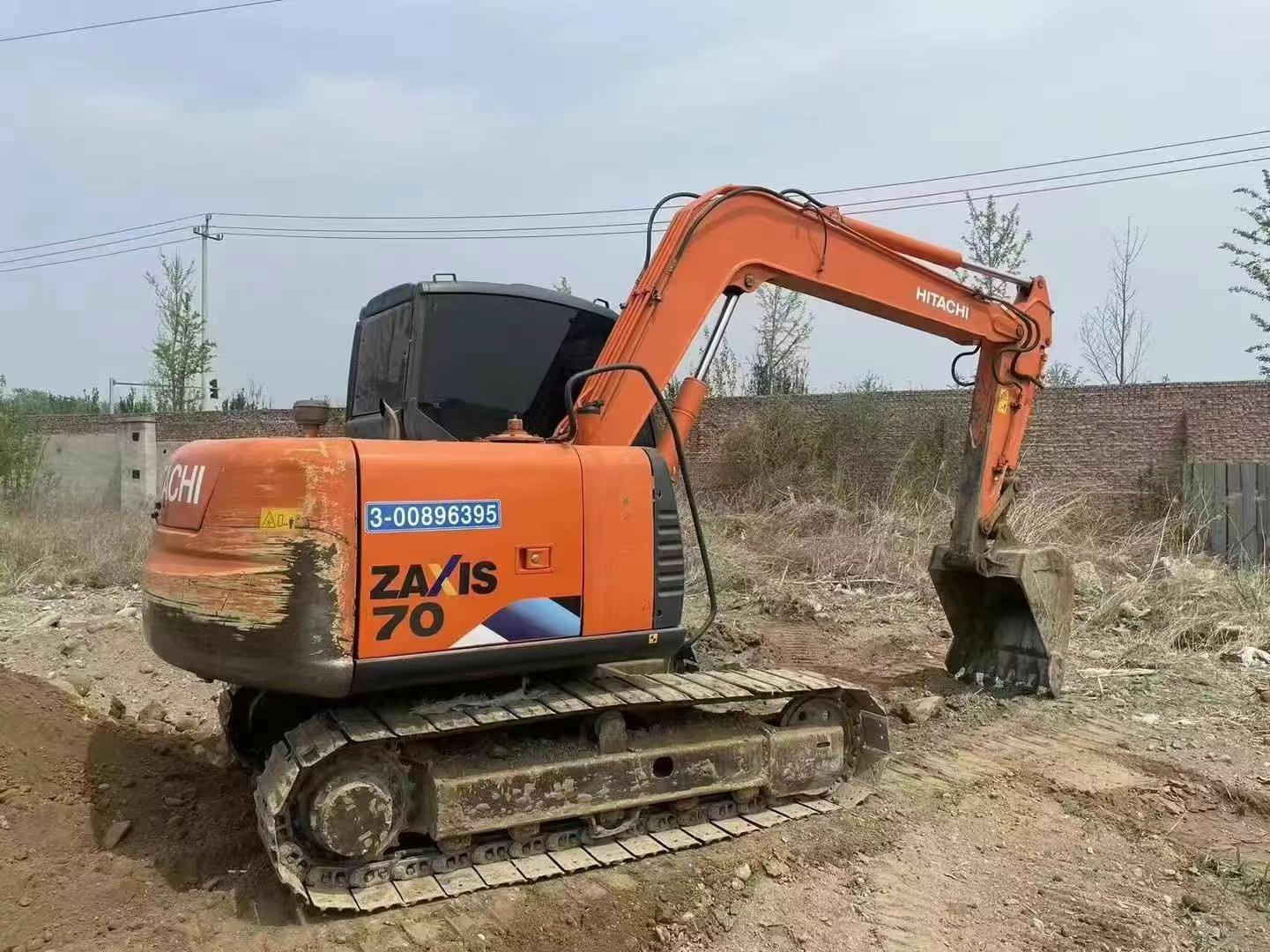 Buy Hitachi ZX70 Used Excavator / 1