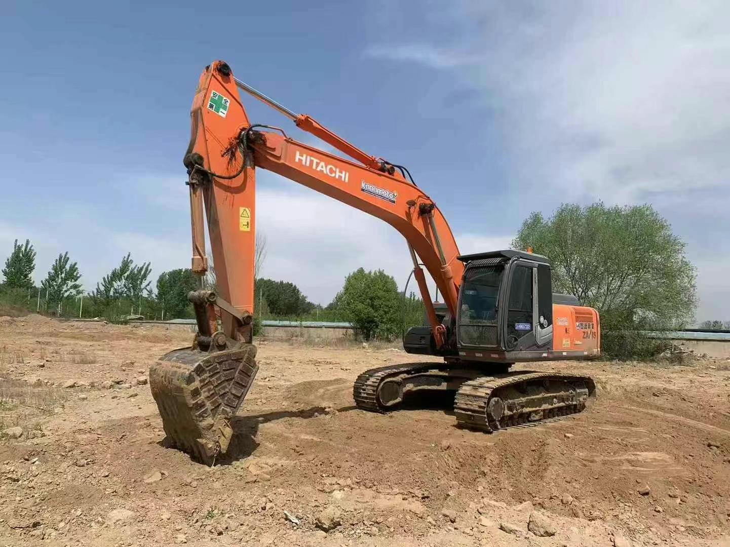 Buy Hitachi ZX240-3 Used Excavator / 1