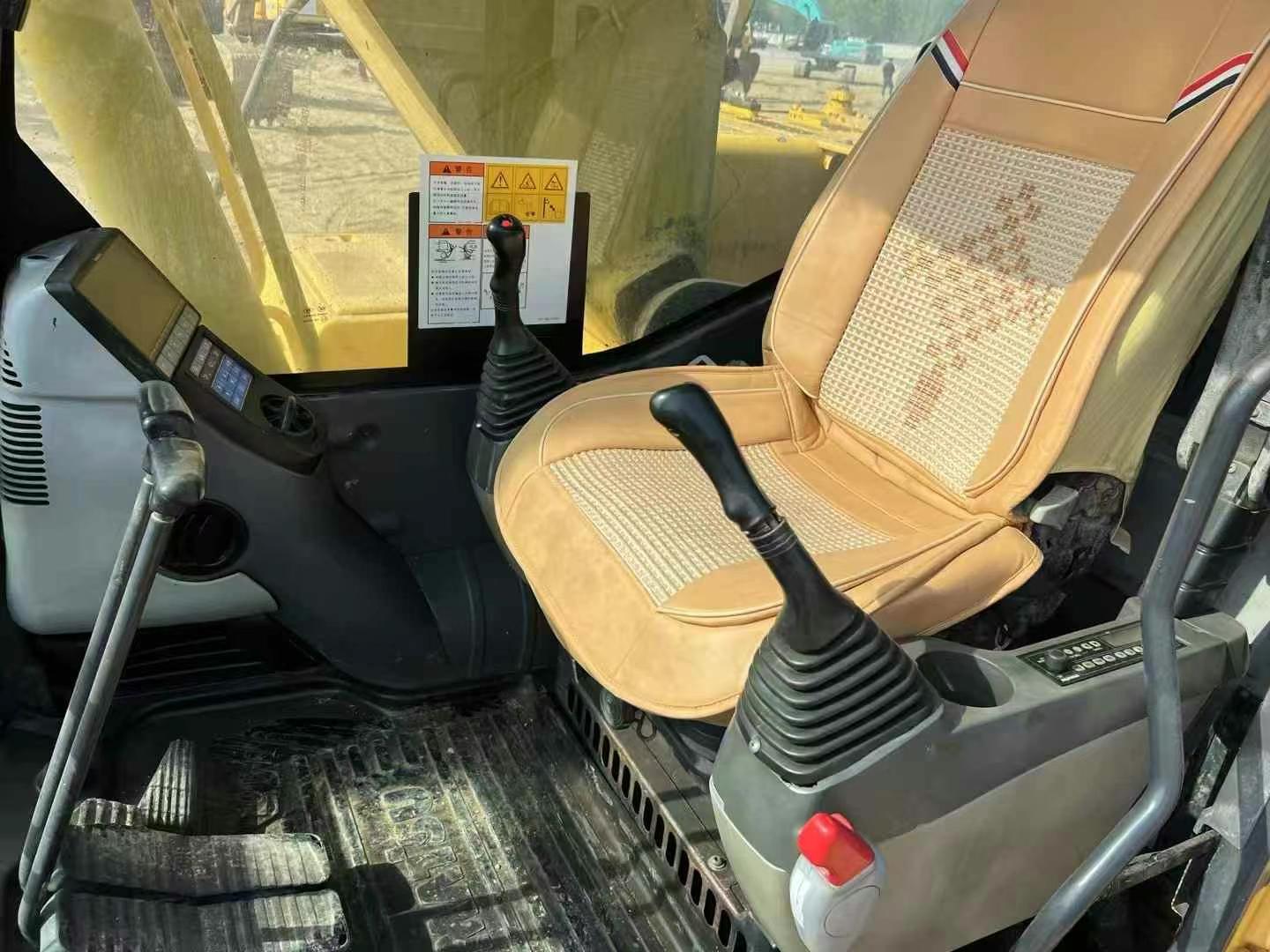 Buy Komatsu PC210 Used Excavator / 8 Used Komatsu PC210 Excavator 2016 Model / 8