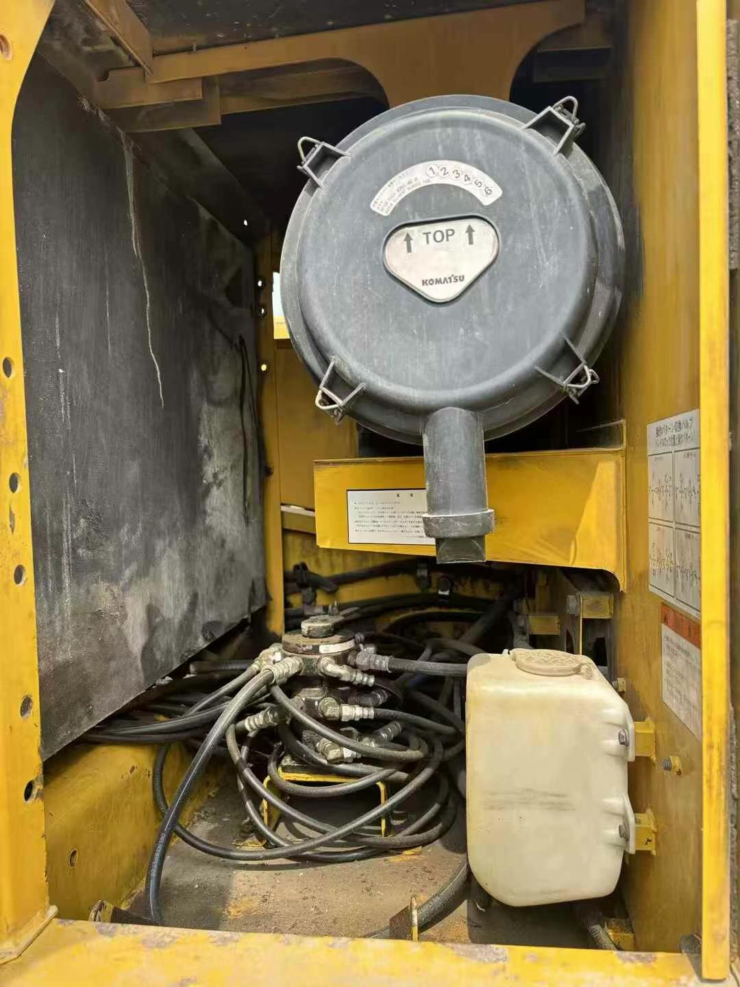 Buy Komatsu PC200-8N1 Used Excavator / 5 Used Komatsu PC200-8N1 Excavator 2016 Model / 5