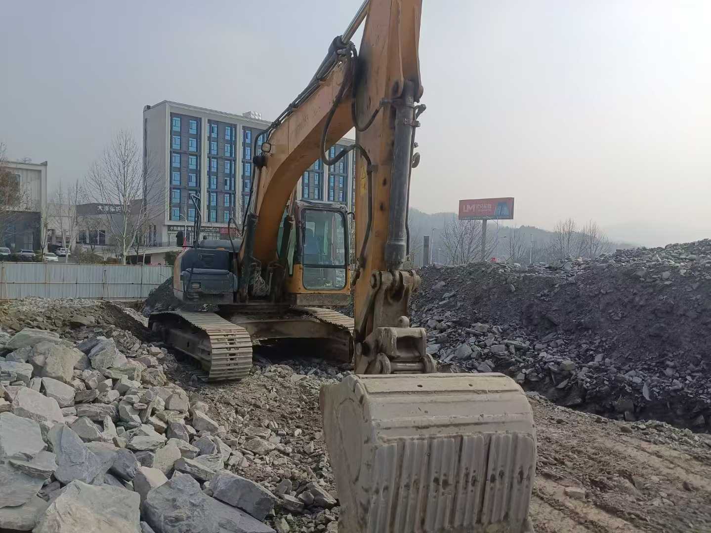 Buy XCMG XE215 Used Excavator / 4 Used XCMG XE215 Excavator 2018 Model / 4