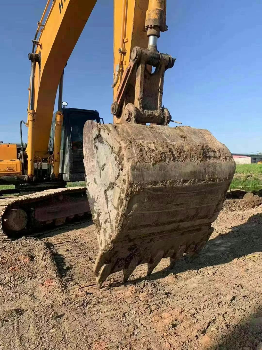 Buy Hyundai R225-7 Used Excavator / 7 Used Hyundai R225-7 Excavator 2012 Model / 7