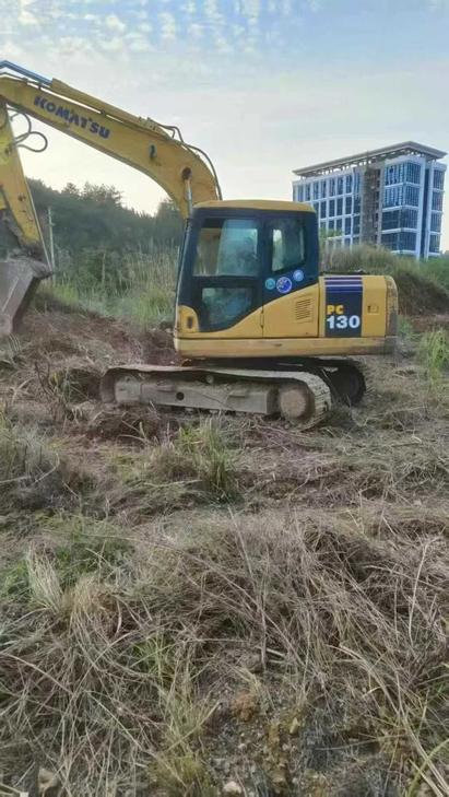 Buy Komatsu PC110-7 Used Excavator / 1