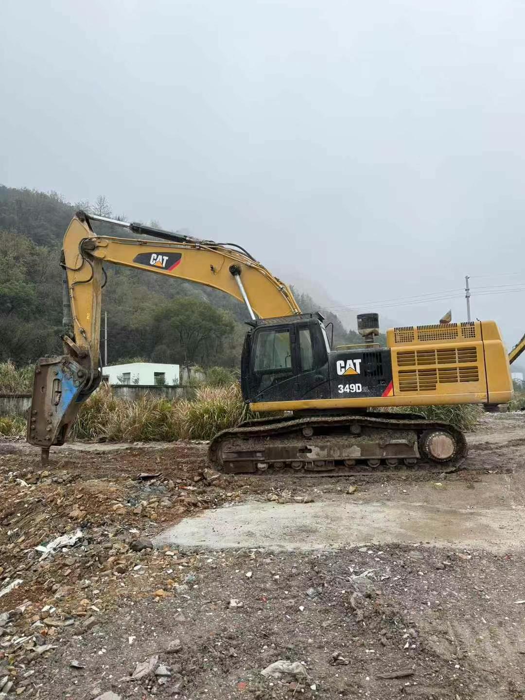 Buy Caterpillar 349FL Used Excavator / 1