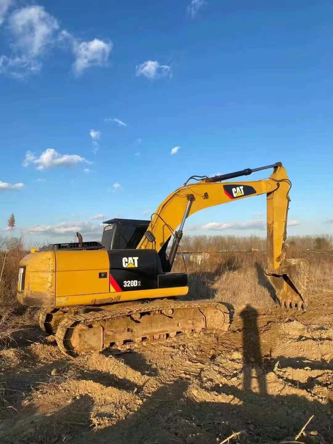 Buy Caterpillar 320D Used Excavator / 3 Used Caterpillar 320D Excavator 2016 Model / 3