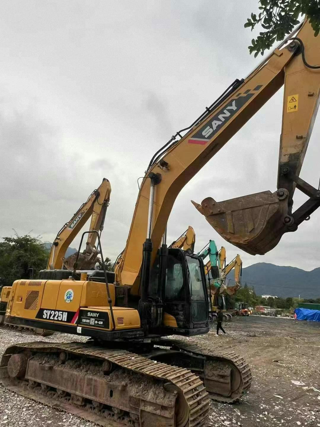 Buy Sany SY205H Used Excavator / 7 Used Sany SY205H Excavator 2021 Model / 7