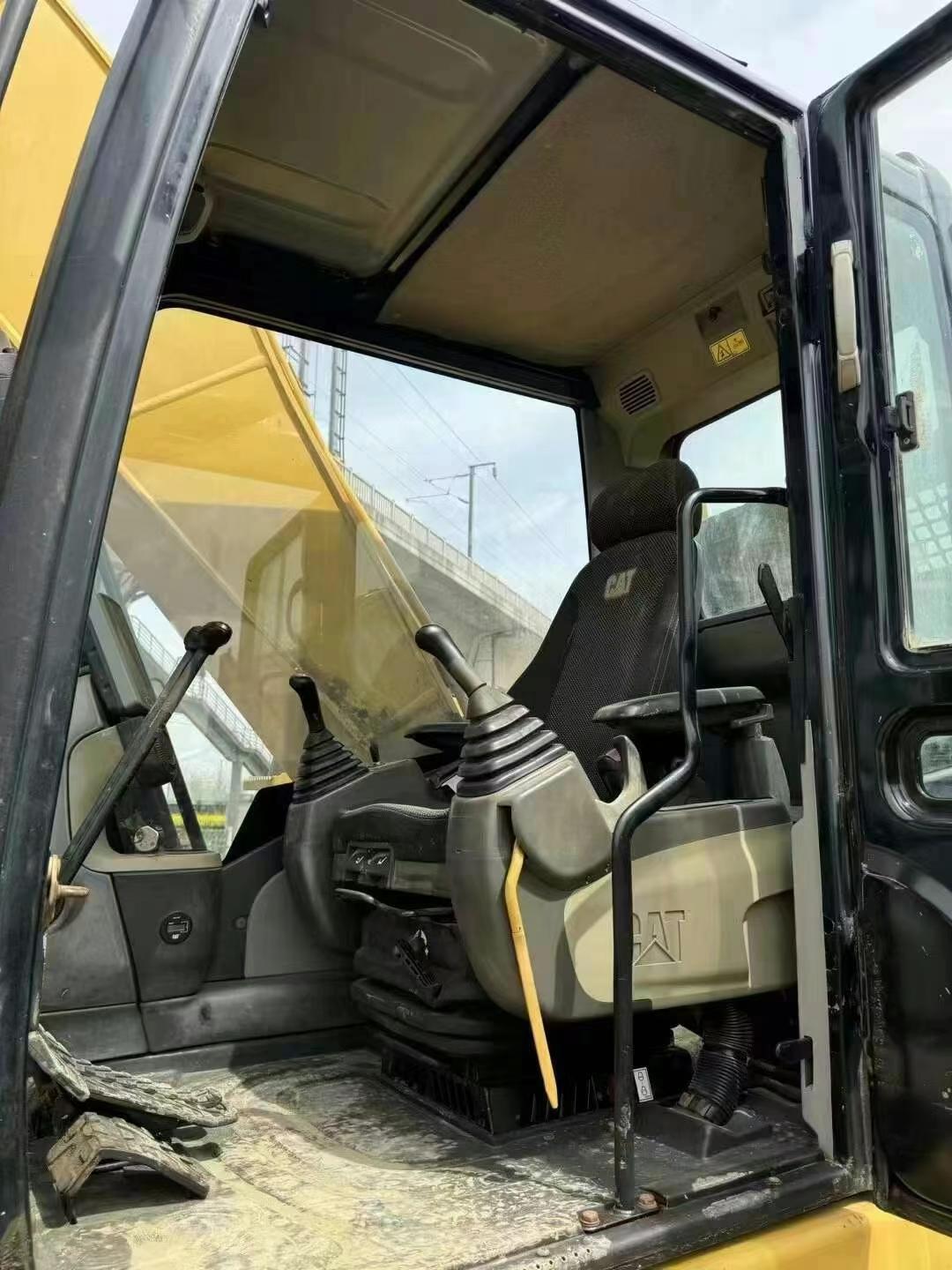 Buy Caterpillar 323D2L Used Excavator / 5 Used Caterpillar 323D2L Excavator 2014 Model / 5