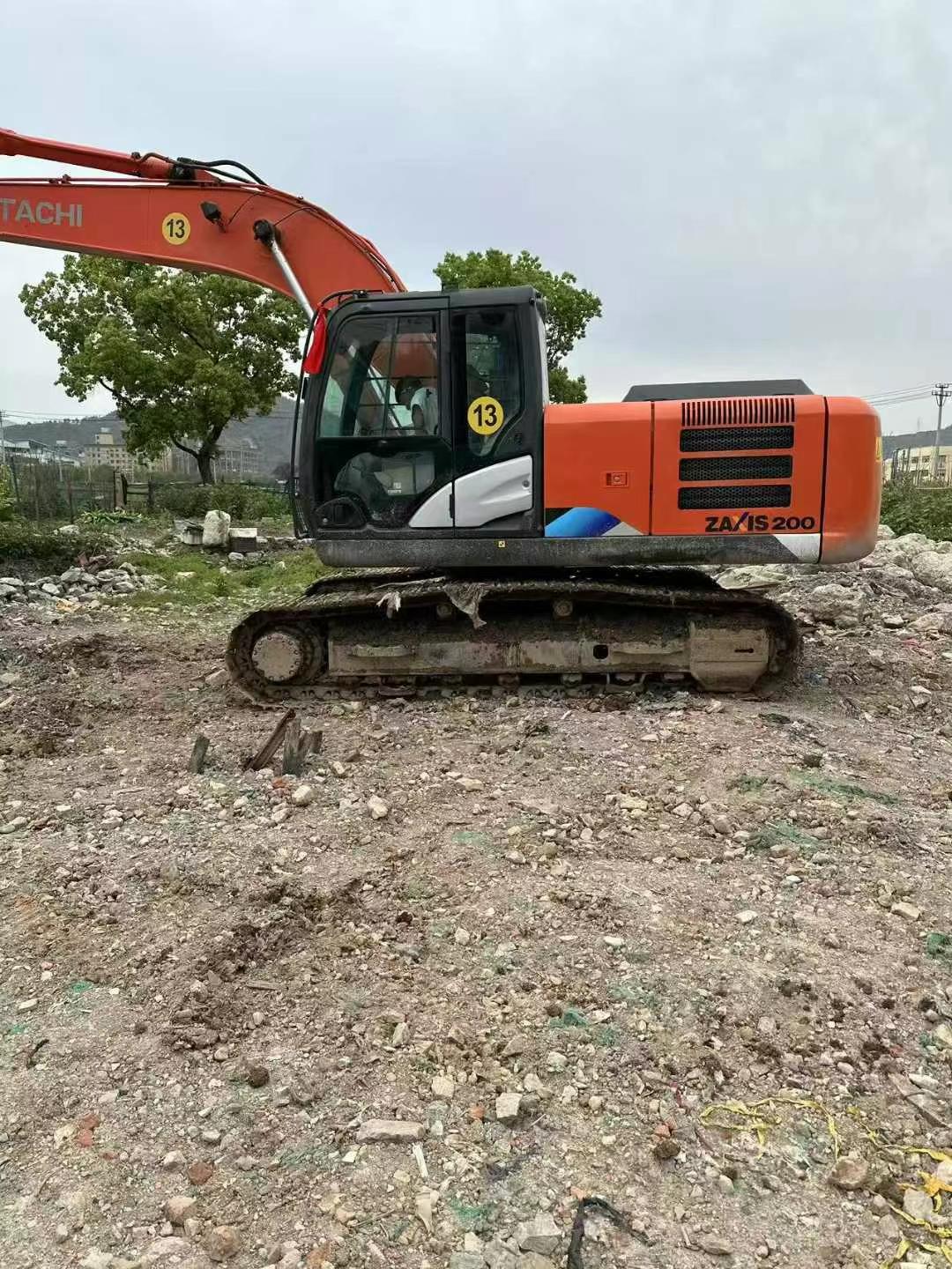 Buy Hitachi ZAXIS200 Used Excavator / 8 Used Hitachi ZAXIS200 Excavator 2016 Model / 8