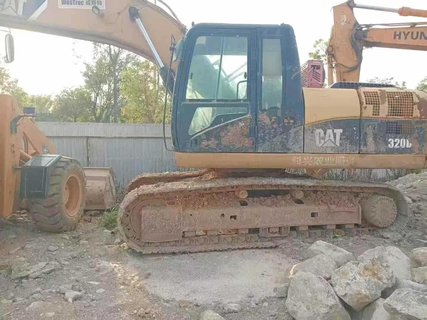 Buy Caterpillar 320D Used Excavator / 4 Used Caterpillar 320D Excavator 2016 Model / 4