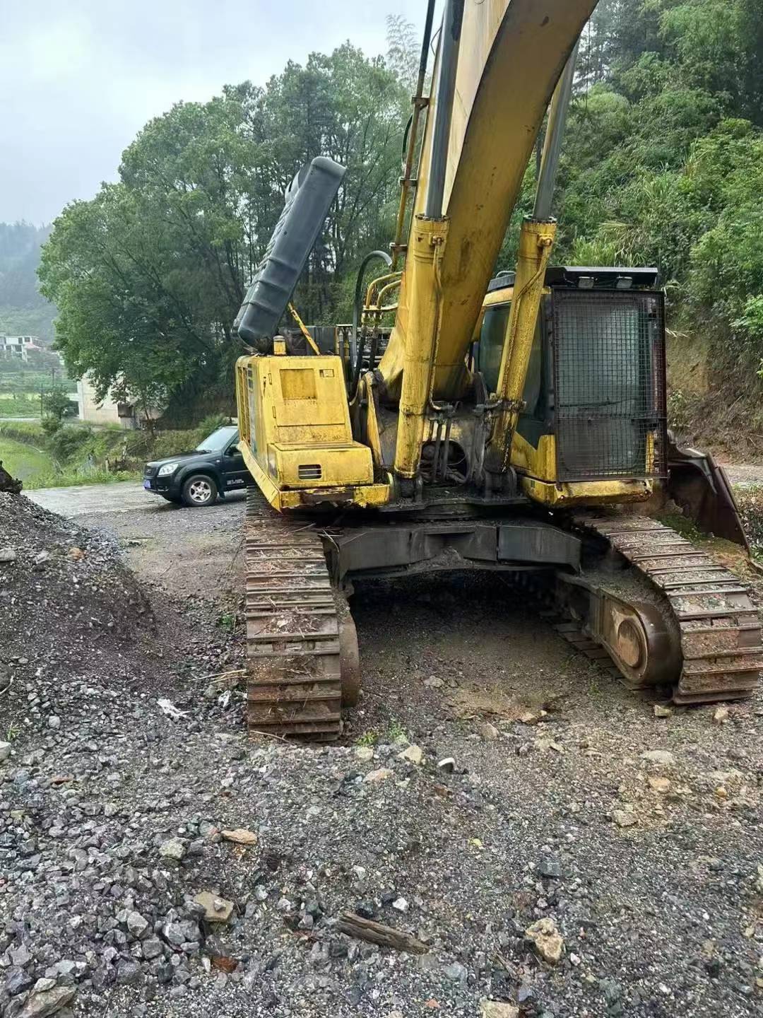 Buy Komatsu PC650 Used Excavator / 8 Used Komatsu PC650 Excavator 2012 Model / 8