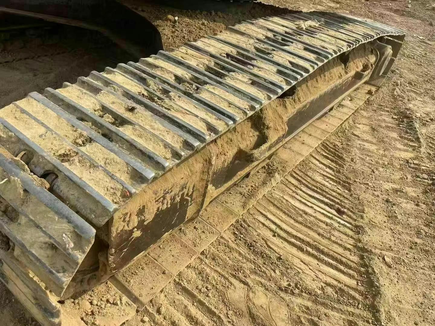 Buy Volvo EC240 Used Excavator / 9 Used Volvo EC240 Excavator 2016 Model / 9