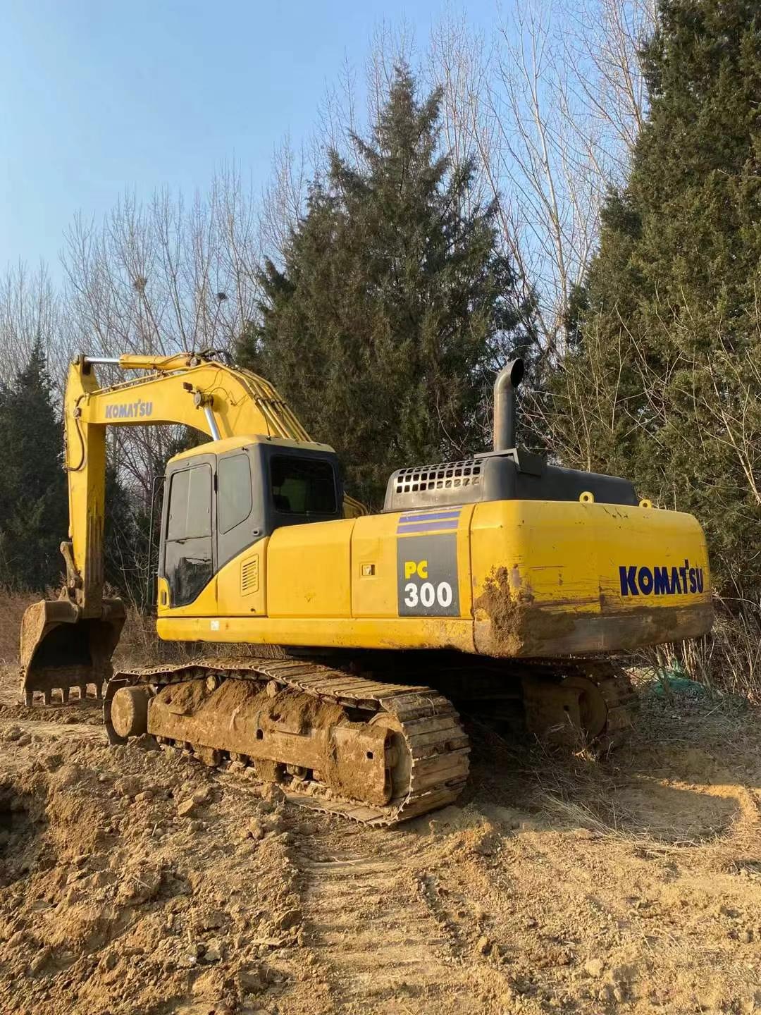 Buy Komatsu PC300 Used Excavator / 8 Used Komatsu PC300 Excavator 2016 Model / 8