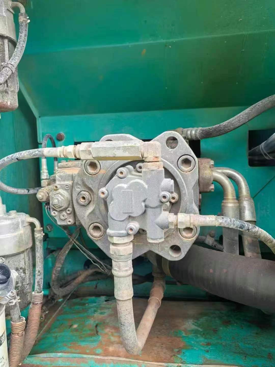 Buy Kobelco SK210 Used Excavator / 1