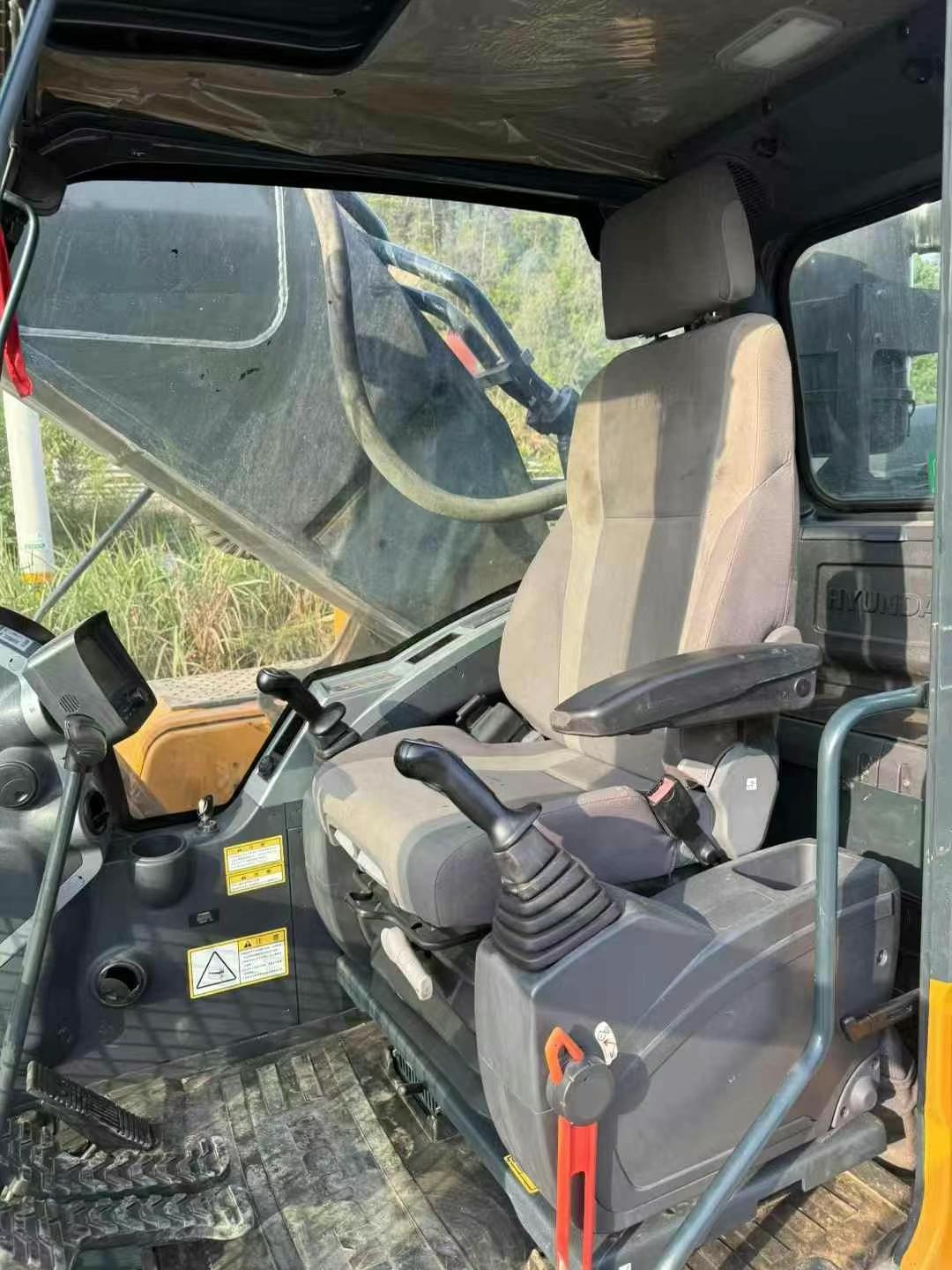 Buy Hyundai R505LVS Used Excavator / 5 Used Hyundai R505LVS Excavator 2021 Model / 5