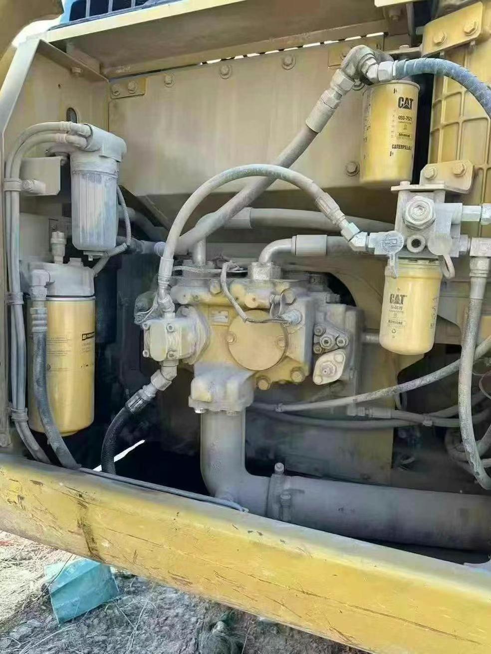 Buy Caterpillar 320D Used Excavator / 4 Used Caterpillar 320D Excavator 2017 Model / 4