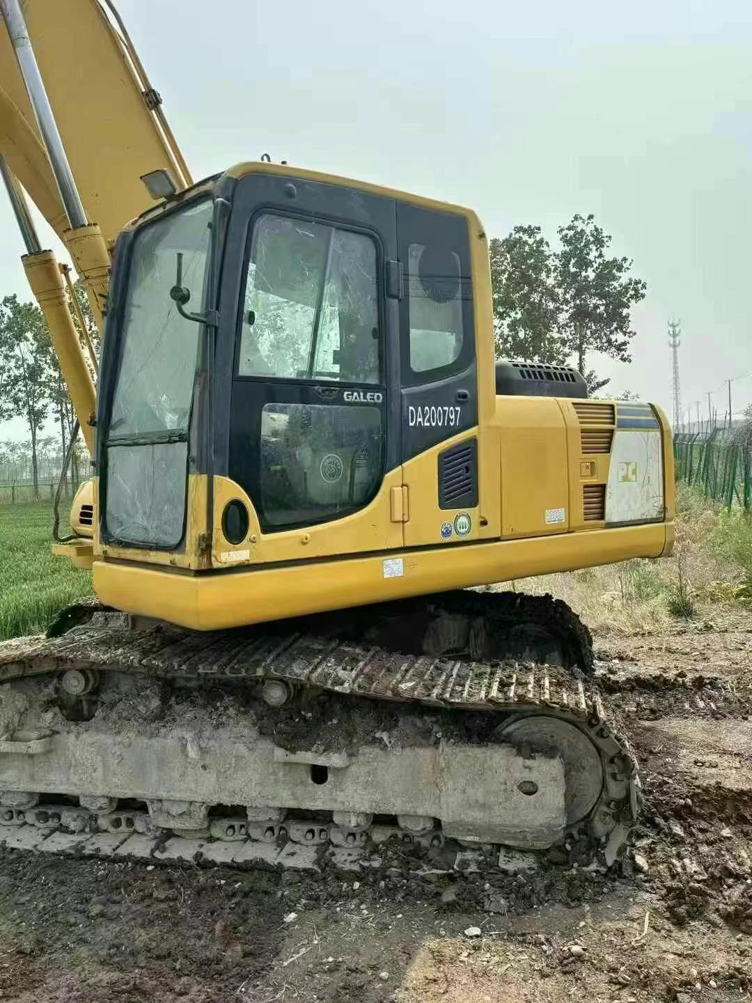Buy Komatsu PC200-8N1 Used Excavator / 2 Used Komatsu PC200-8N1 Excavator 2016 Model / 2