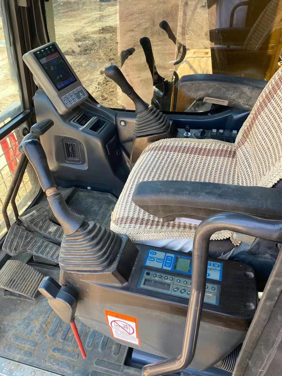 Buy Sany SY245H Used Excavator / 8 Used Sany SY245H Excavator 2016 Model / 8