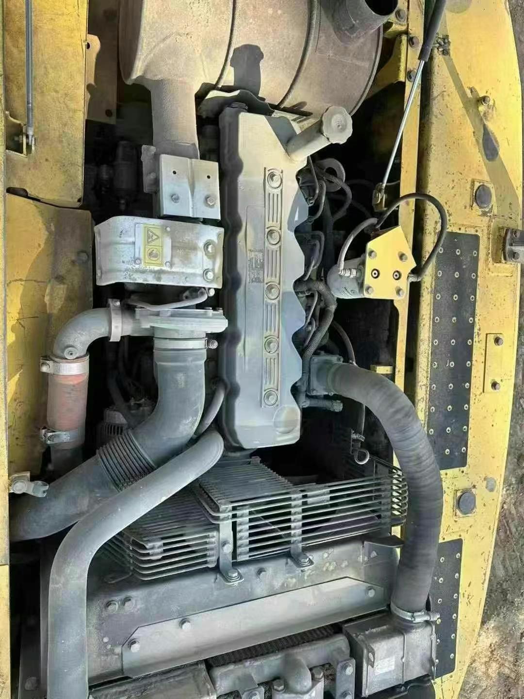 Buy Komatsu PC200 Used Excavator / 8 Used Komatsu PC200 Excavator 2016 Model / 8