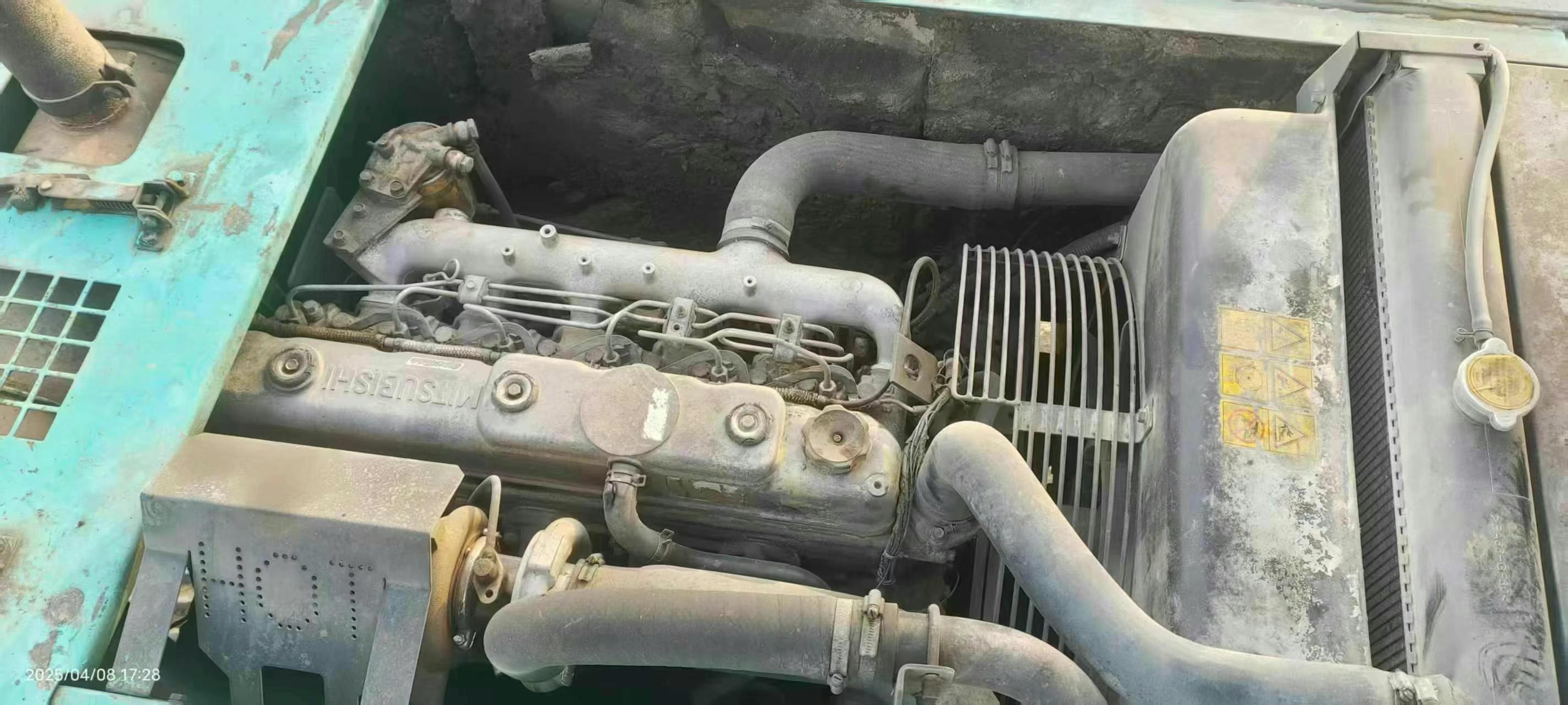 Buy Kobelco SK200 Used Excavator / 6 Used Kobelco SK200 Excavator 2016 Model / 6