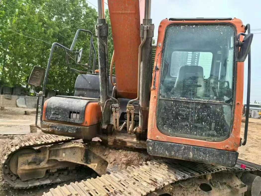 Buy Doosan DH200-3 Used Excavator / 7 Used Doosan DH200-3 Excavator 2021 Model / 7