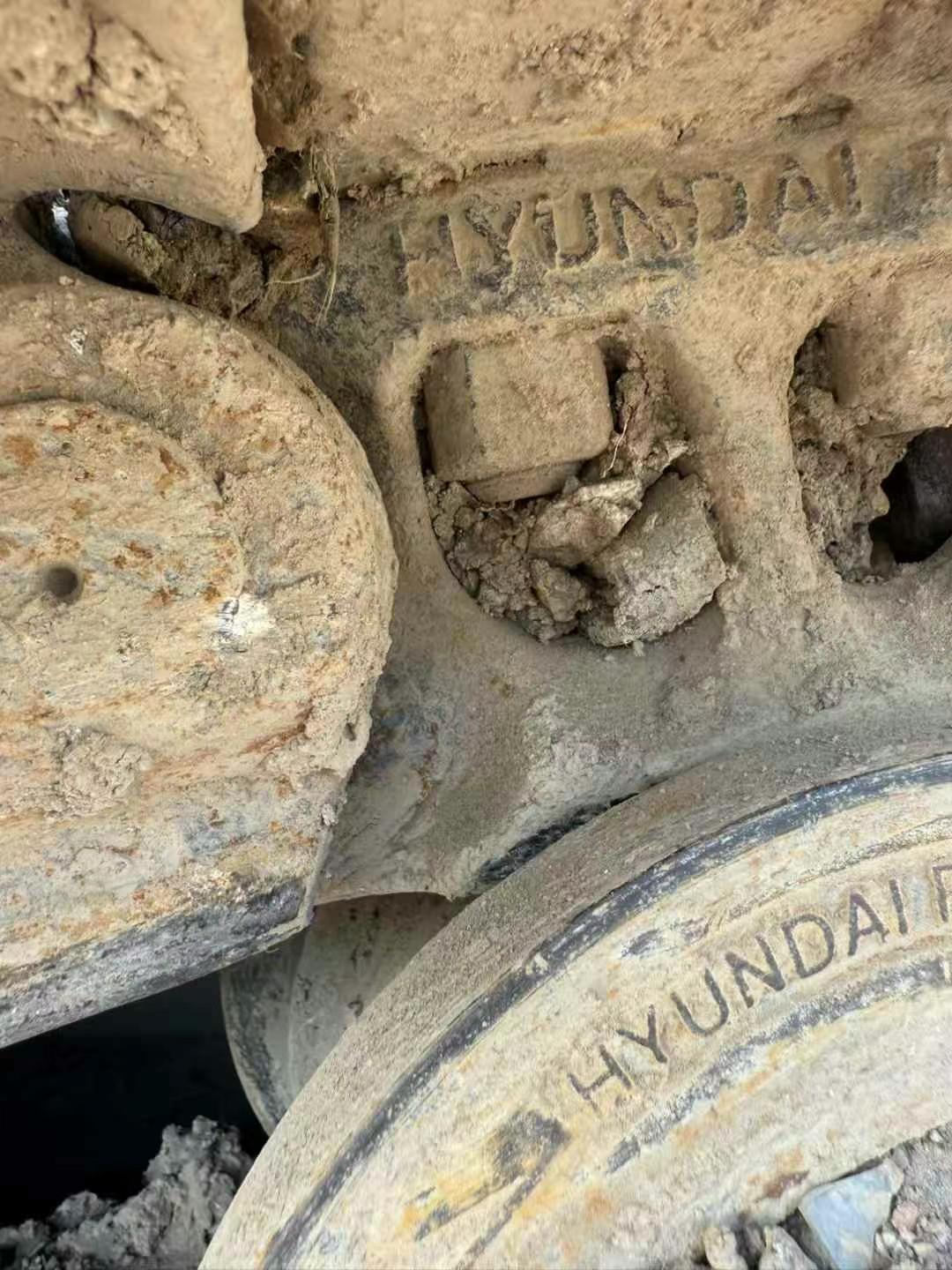 Buy Hyundai R505LVS Used Excavator / 5 Used Hyundai R505LVS Excavator 2021 Model / 5