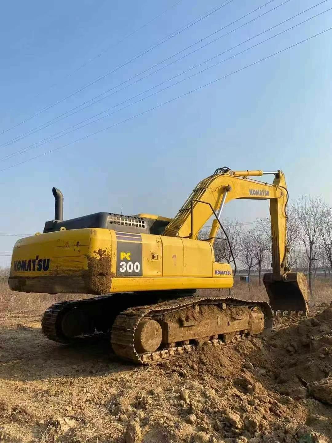 Buy Komatsu PC300 Used Excavator / 9 Used Komatsu PC300 Excavator 2016 Model / 9