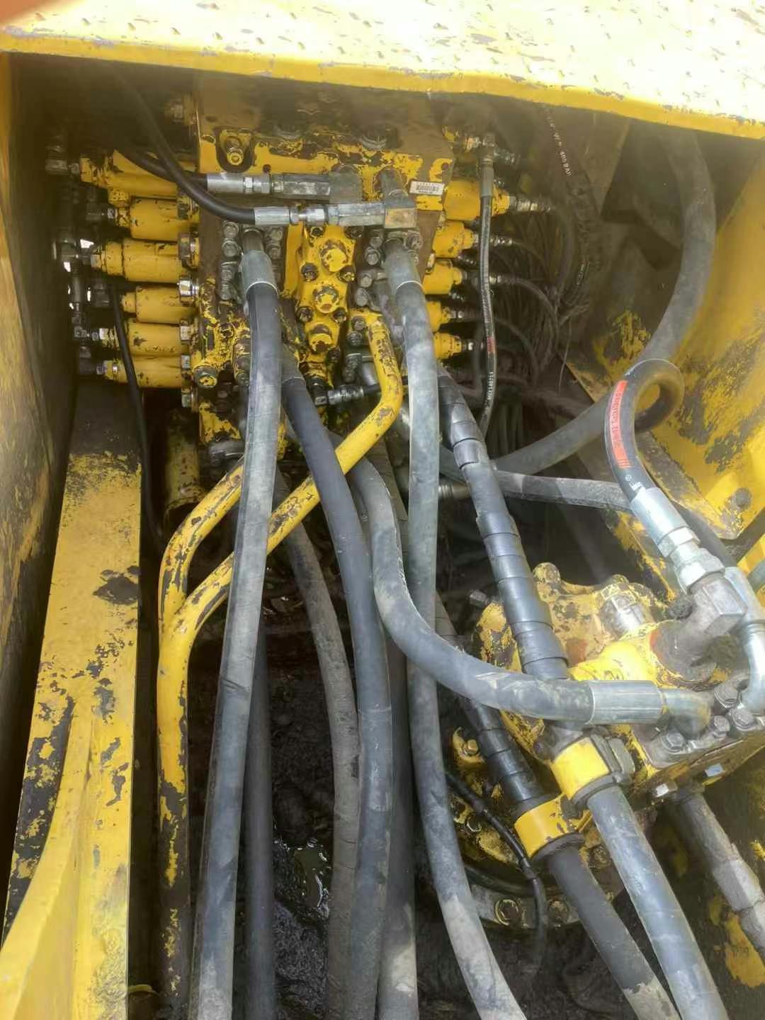 Buy Komatsu PC200-8 Used Excavator / 6 Used Komatsu PC200-8 Excavator 2010 Model / 6