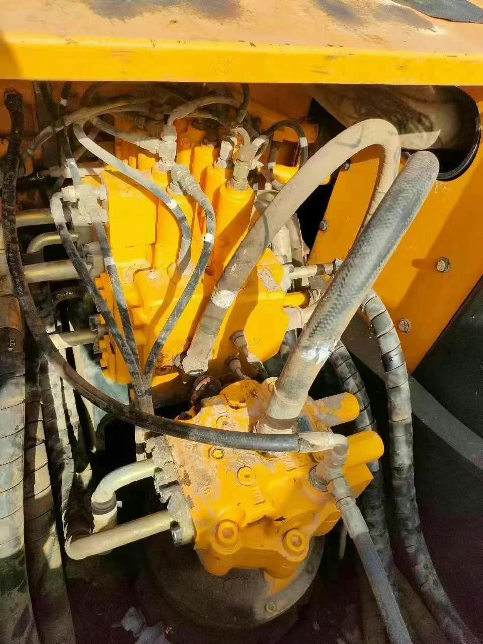 Buy Hyundai R215VS Used Excavator / 7 Used Hyundai R215VS Excavator 2018 Model / 7