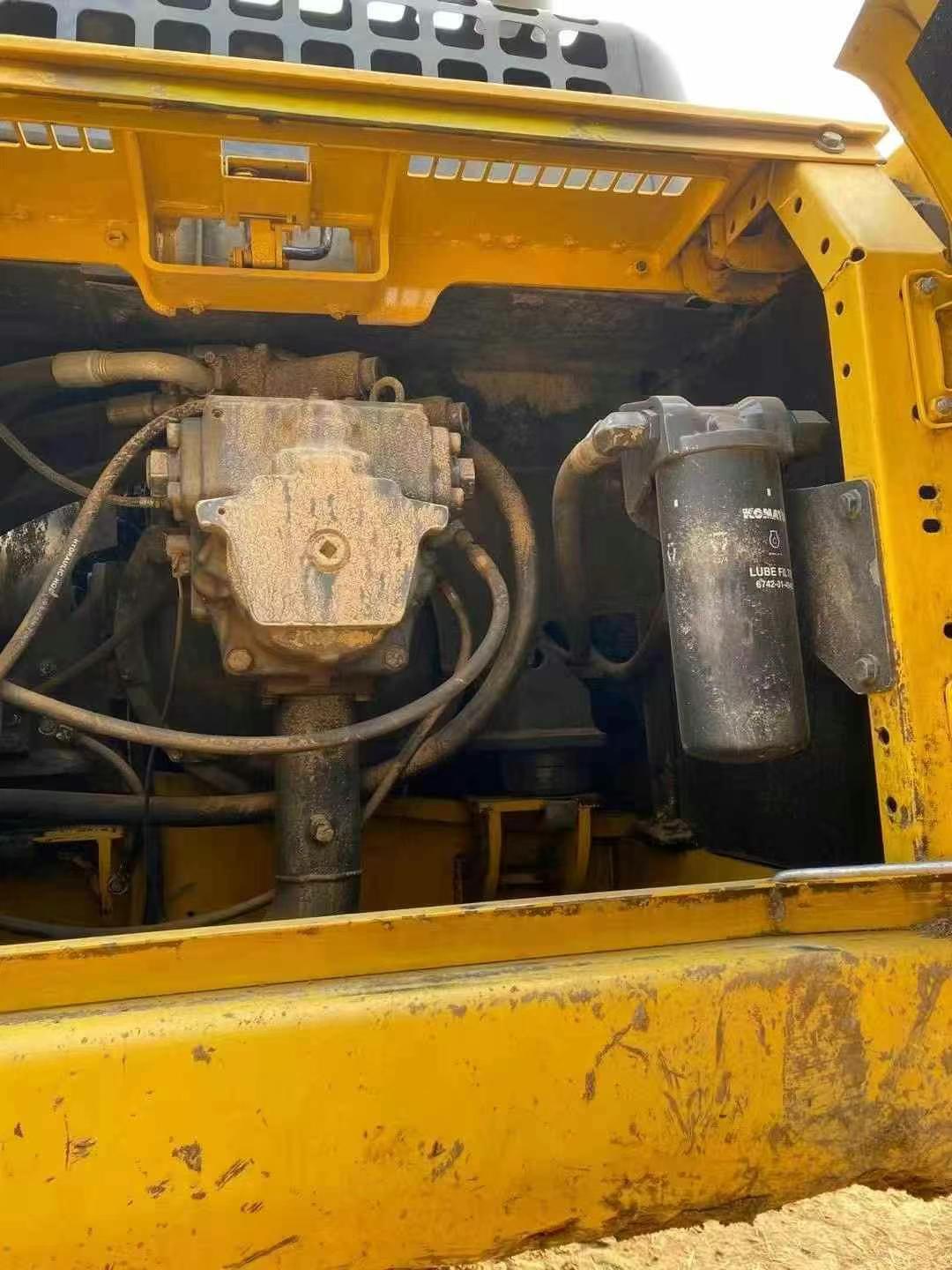 Buy Komatsu PC300 Used Excavator / 6 Used Komatsu PC300 Excavator 2016 Model / 6