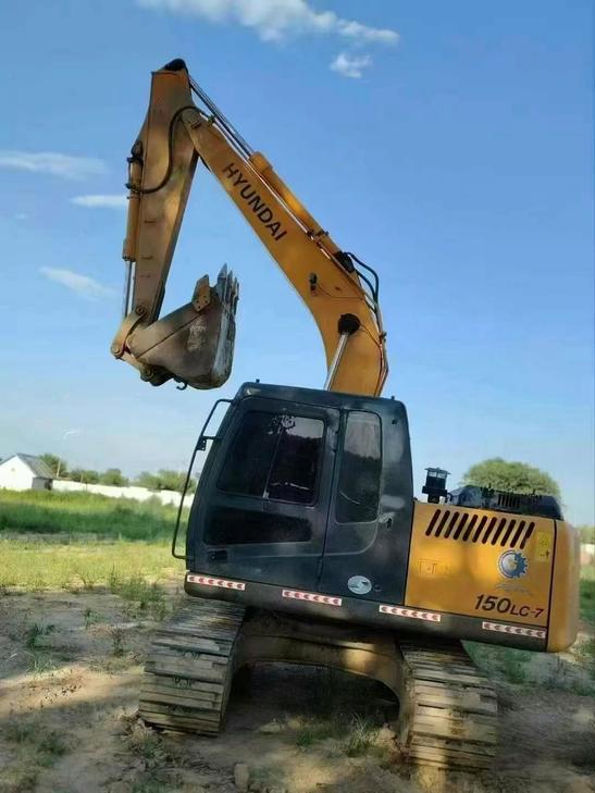 Buy Hyundai R150WVSNPRO Used Excavator / 1