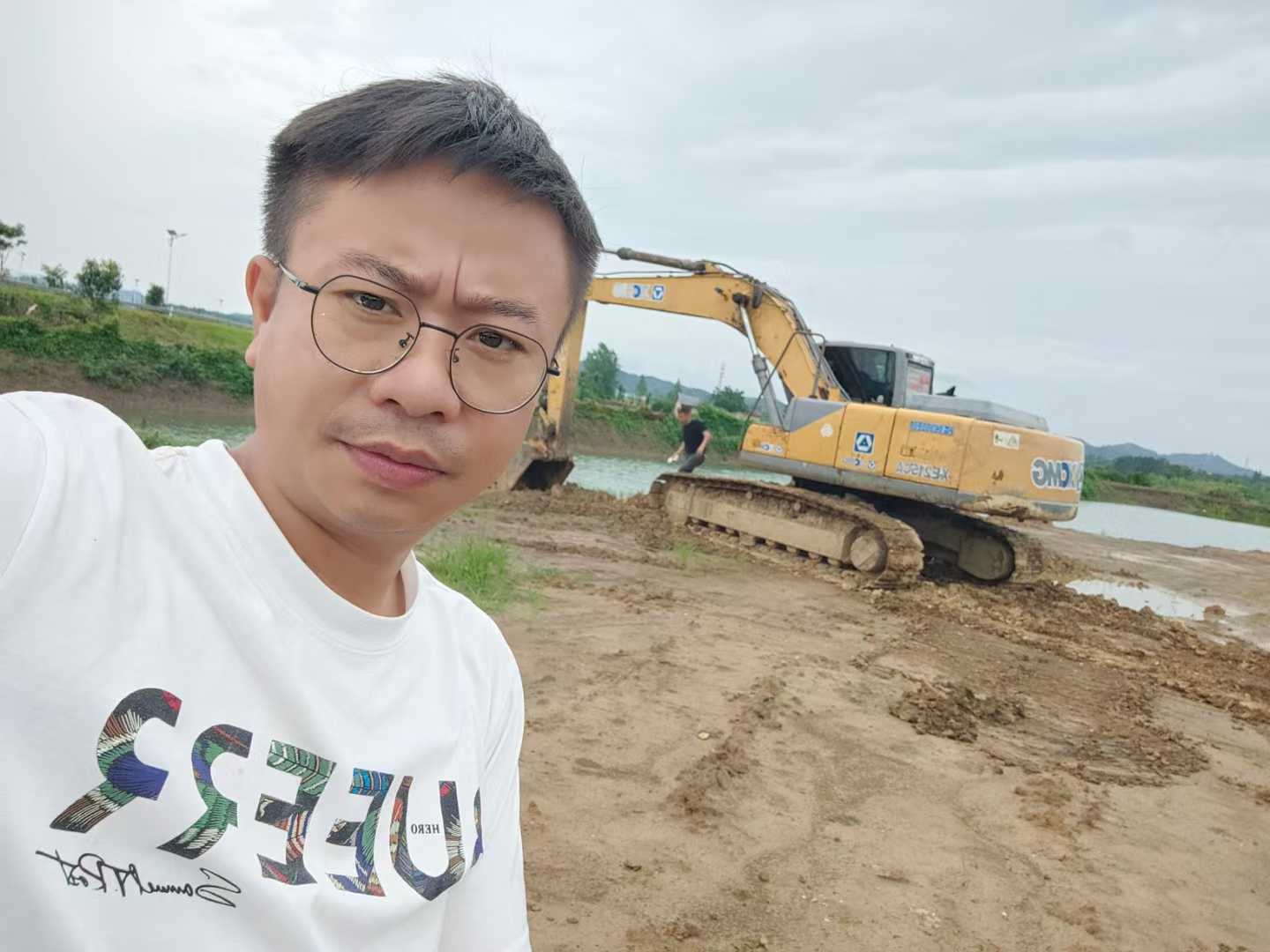 https://assets.gongji58.com/circle/2025-06-21/d427sgewwy1750517103.png?imageView2/0/w/2560/interlace/1