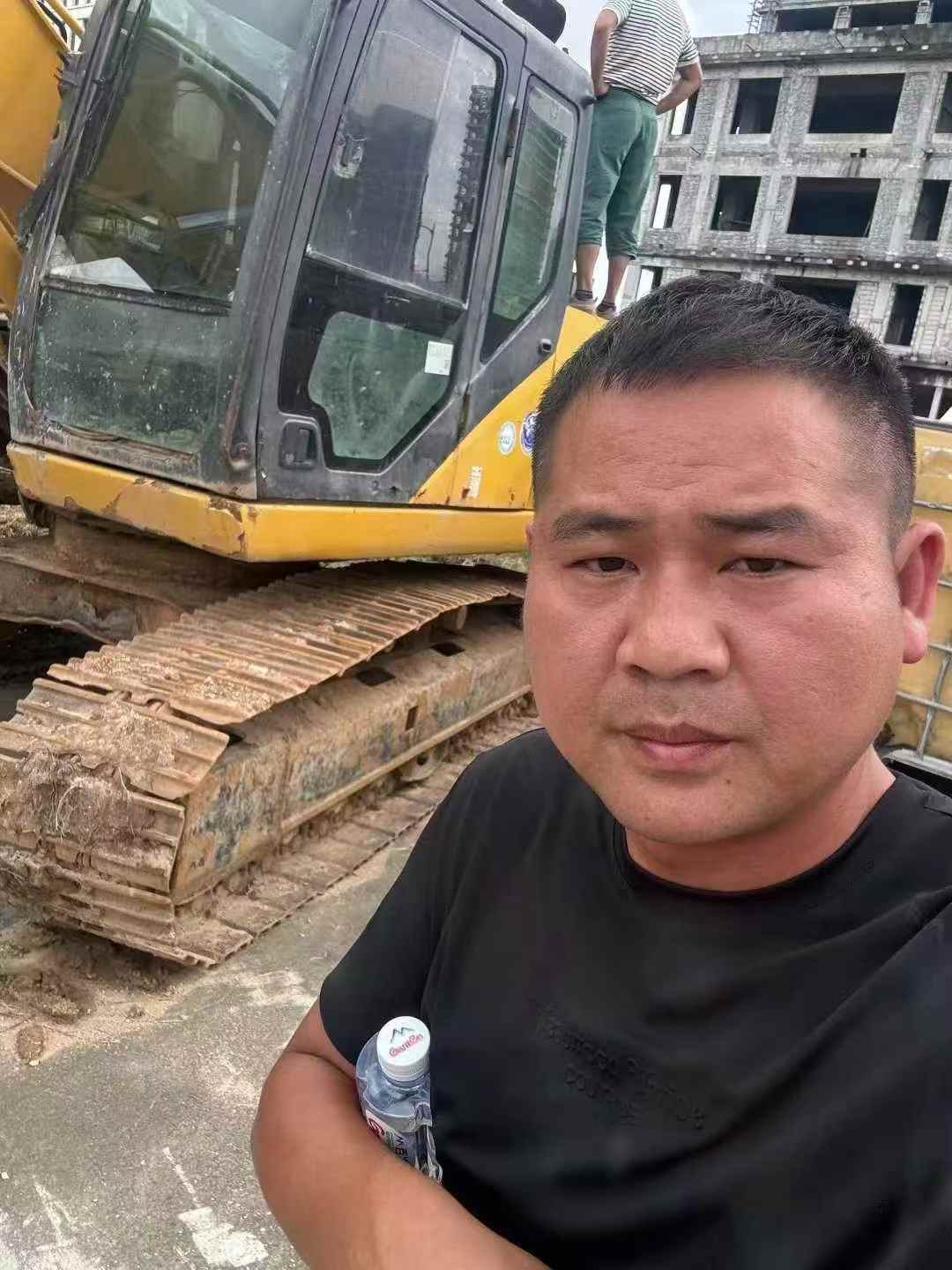 https://assets.gongji58.com/circle/2025-07-05/re6a53zbr21751680085.png?imageView2/0/w/2560/interlace/1
