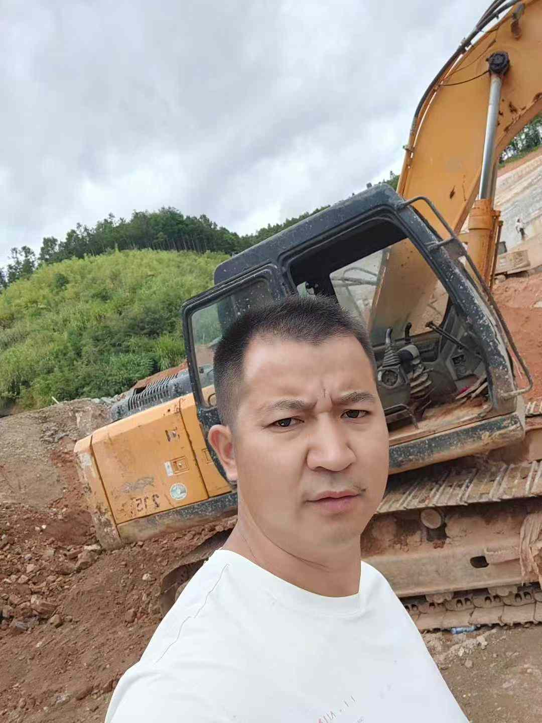 https://assets.gongji58.com/circle/2025-09-23/b84ugzrcdw1758584762.png?imageView2/0/w/2560/interlace/1
