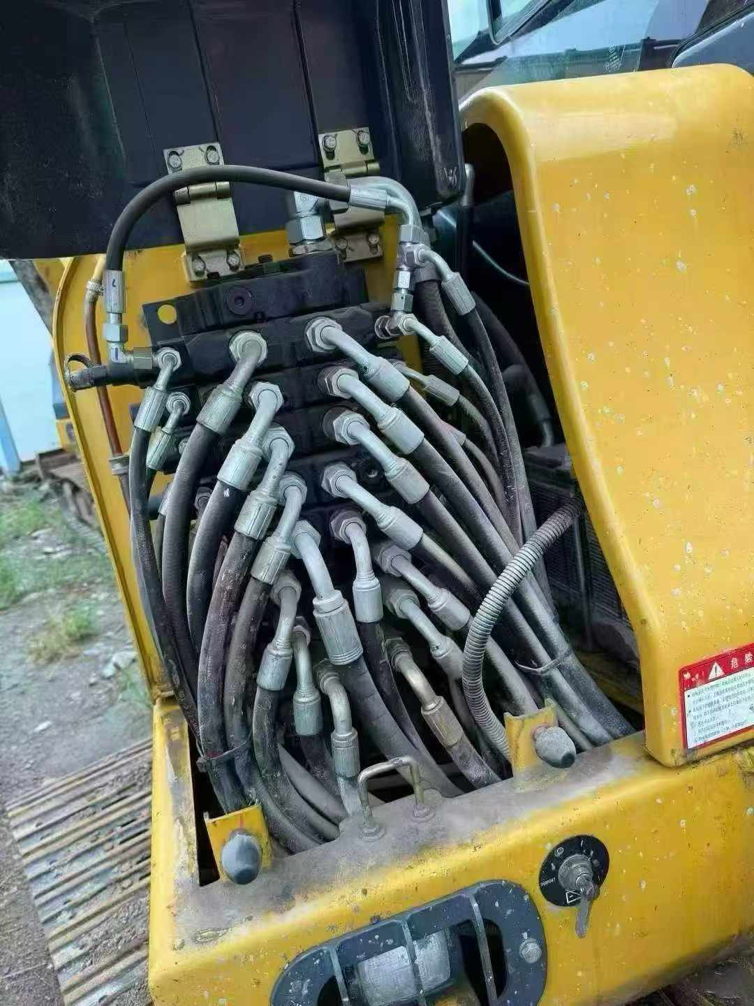 Used XCMG XE60 Excavator 2021 Model / 4