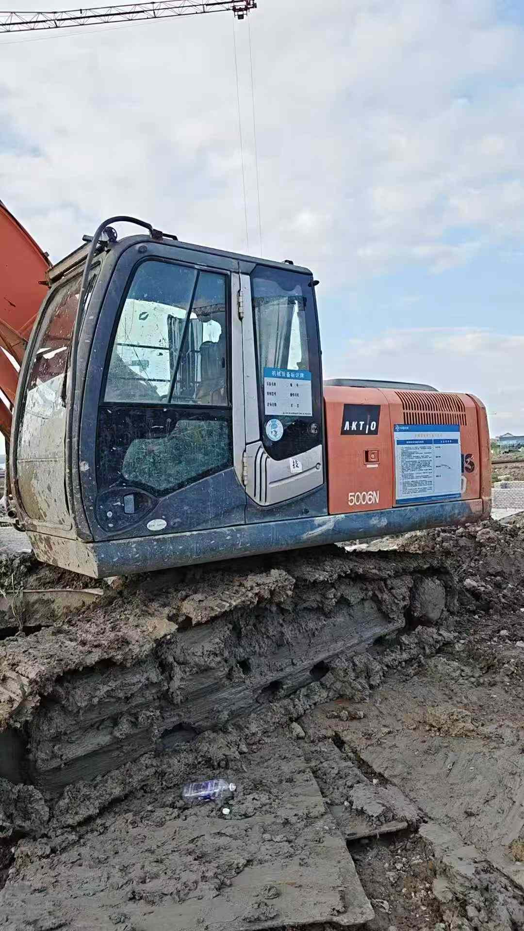Used Hitachi ZAXIS200 Excavator 2016 Model / 5